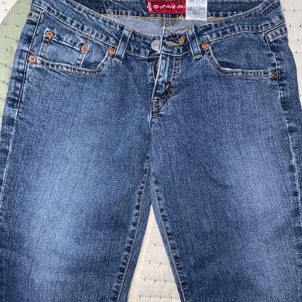 Levi's Straight Leg Blue Jeans